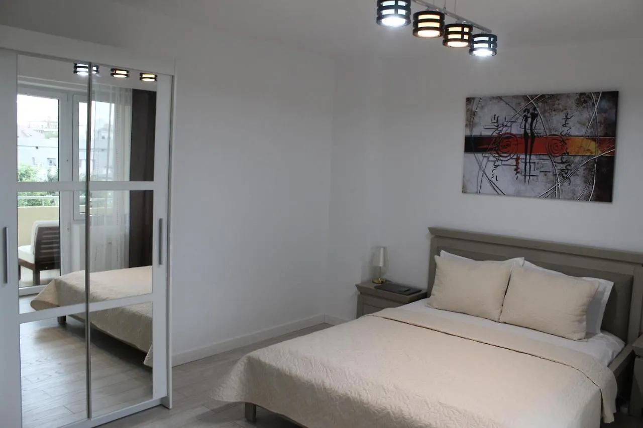 Luxury City Center Apartment - Romana Bucarest 0*,